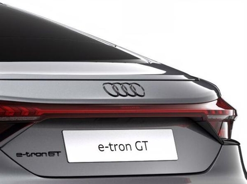 Audi e-tron GT quattro Coupé - Sort højglans ringe til bagklap