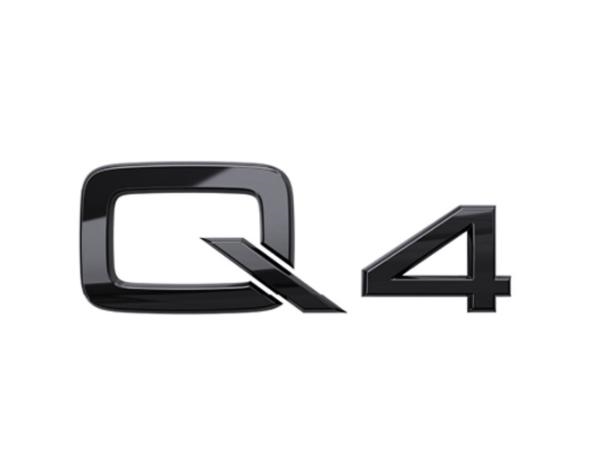 Audi Q4 e-tron - Sort højglans Q4 logo til bagklappen