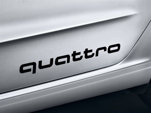 Audi quattro modelbetegnelse som dekorfolie