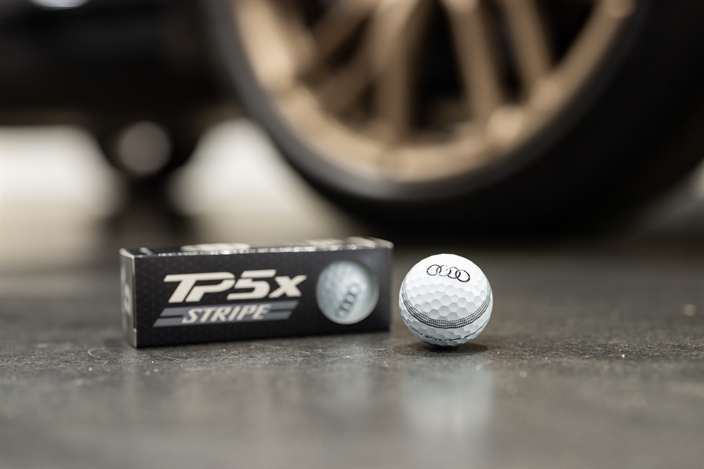 Audi x TaylorMade TP5 Stripe Golfbolde, 12 stk.